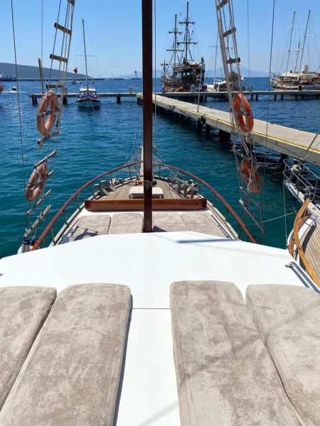 Yacht Thumbnail