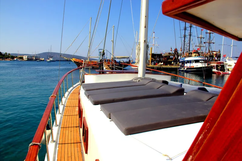 Yacht Thumbnail